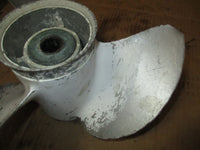 Load image into Gallery viewer, Nissan 70hp 2 stroke outboard aluminum prop
