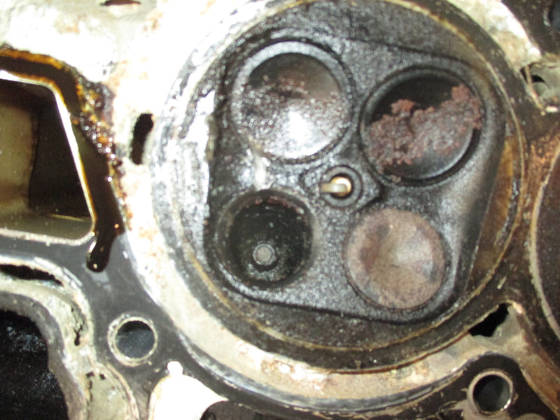 Yamaha/Mercury 225hp 4 Stroke Starboard Cylinder Head (69J-01)
