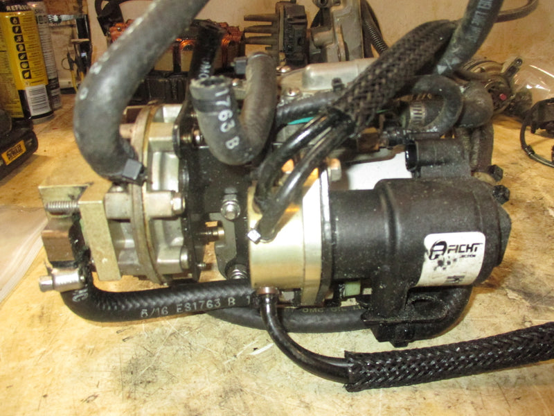 Evinrude Ficht 115hp 2 Stroke outboard Oil Injector and Supply Module (439780)