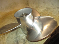 Load image into Gallery viewer, Honda 150hp 4 stroke outboard stainless steel prop (15 5/8x13R)
