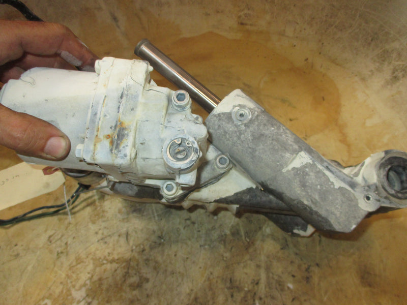 Johnson 90hp 60 Degree 2 Stroke outboard Tilt Trim Unit