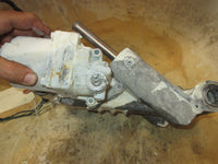 Load image into Gallery viewer, Johnson 90hp 60 Degree 2 Stroke outboard Tilt Trim Unit
