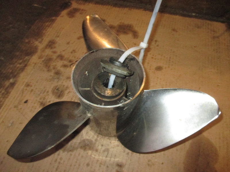 Yamaha 150-200 hp outboard powertech Propellor (CLY200OFX3R) 19 Pitch