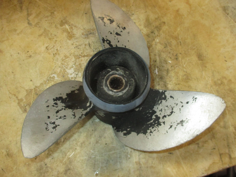 Johnson 90hp 60 Degree 2 Stroke outboard Aluminum Propeller 14X17 (176214)
