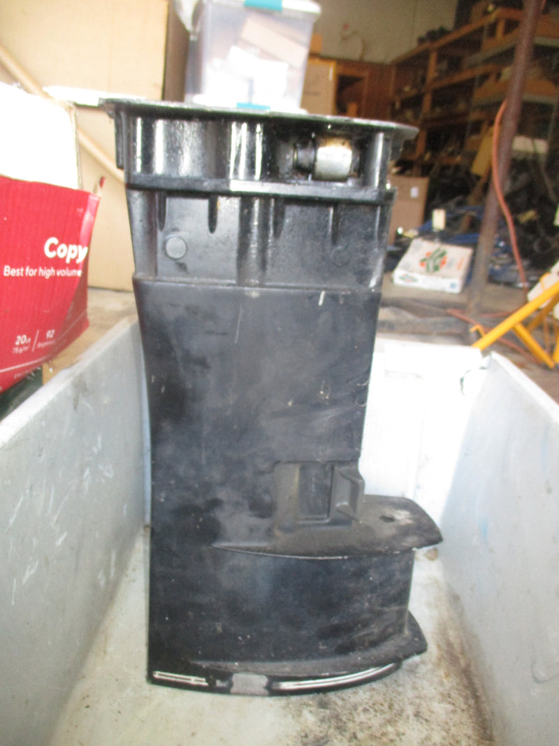 Mercury 25hp outboard lower unit