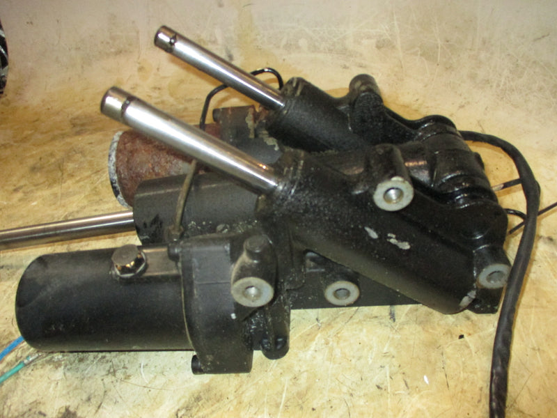 Yamaha/Mercury 225hp 4 Stroke Tilt Tirm Unit