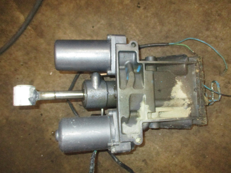 Yamaha 300hp 4.2L 4 stroke outboard Tilt trim unit 6J9-43800-06-8D