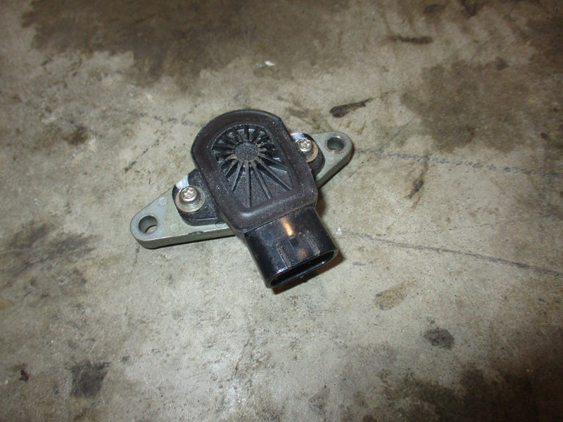 Yamaha 200hp 4 stroke outboard throttle position sensor (6S1-85885-00-00)