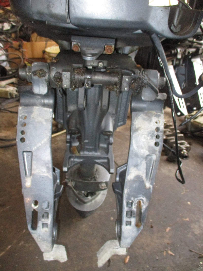 Yamaha 115hp 4 stroke outboard 25" midsection