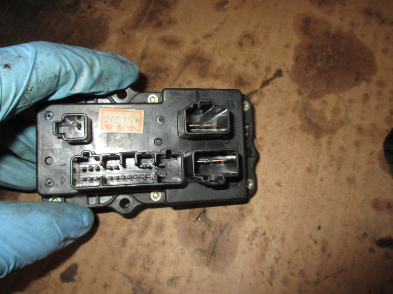 Yamaha 150hp Vmax HPDI outboard fuse box (68F-82170-01)