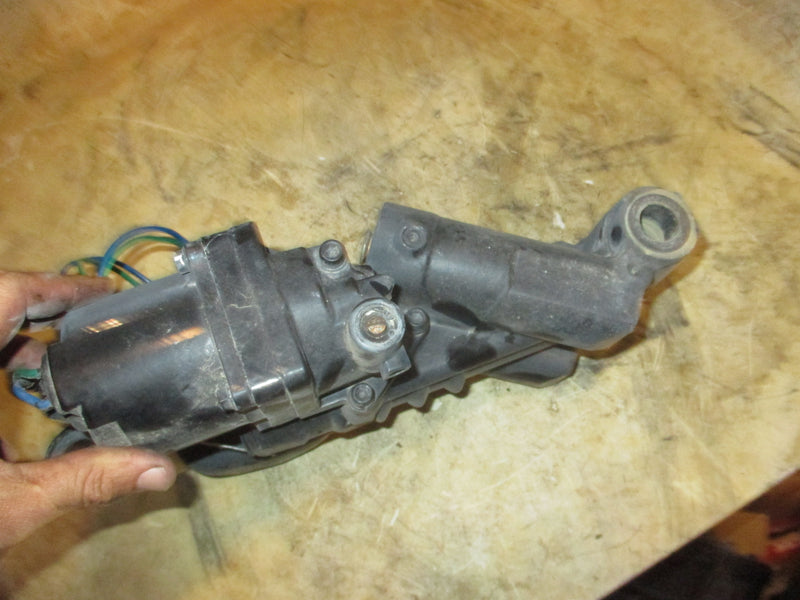 Evinrude ETEC 300hp 2 Stroke outboard Tilt Trim Unit