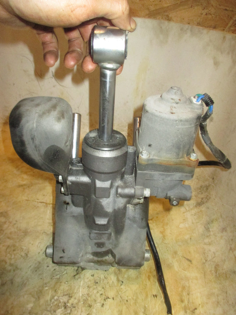 Honda BF135A 135hp 4 stroke outboard Tilt trim unit