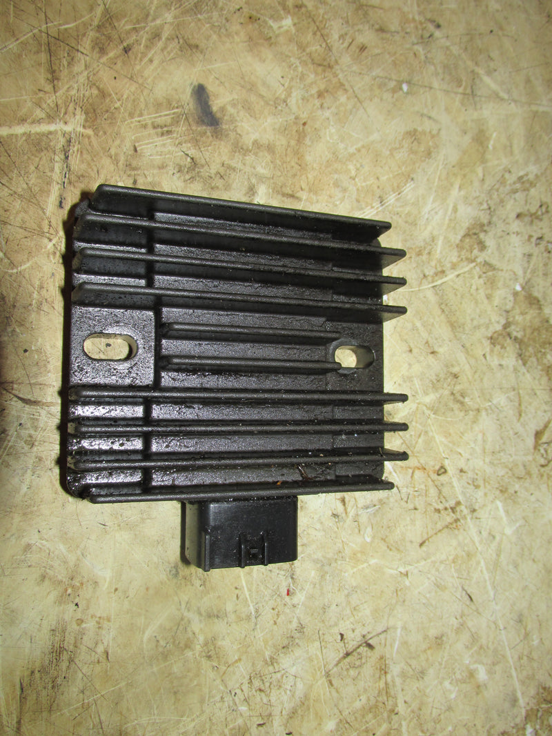Yamaha 115hp 4 stroke outboard Rectifier regulator (68V-8196-00)