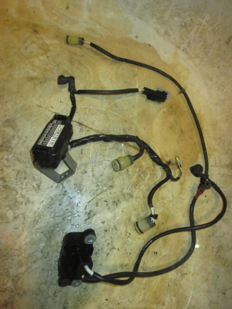 Honda BF135A 135hp 4 stroke outboard Fuse box set (38210-ZY6-003)