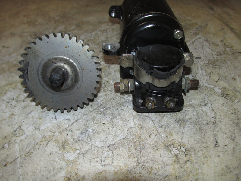 Evinrude 175hp 60 Degree 2 Stroke Outboard Starter and Bendix (586287)
