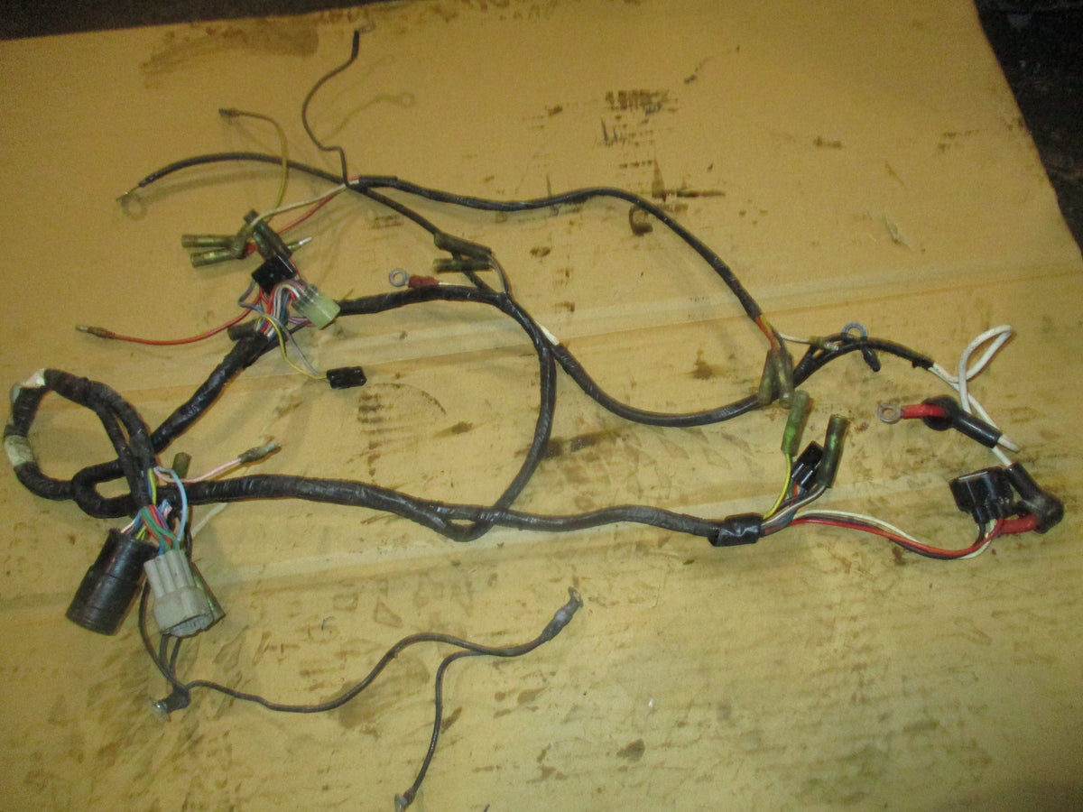 Suzuki DT140 140hp outboard engine wiring harness (36610-94680)