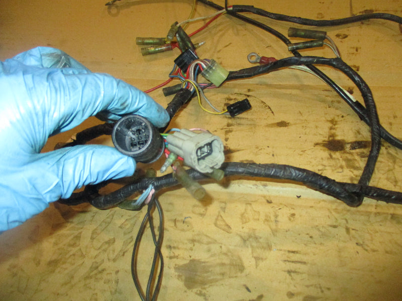 Suzuki DT140 140hp outboard engine wiring harness (36610-94680)