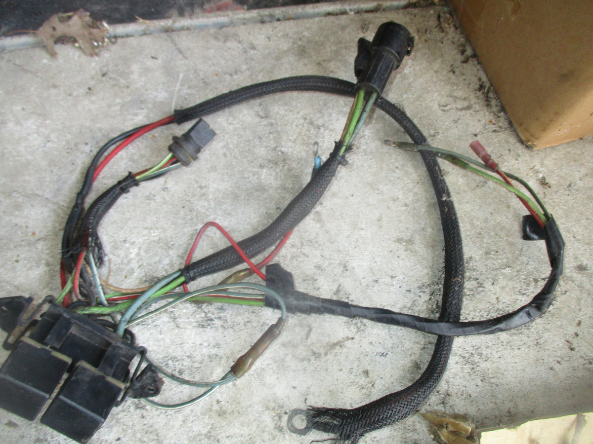 Outboard trim relays and harness