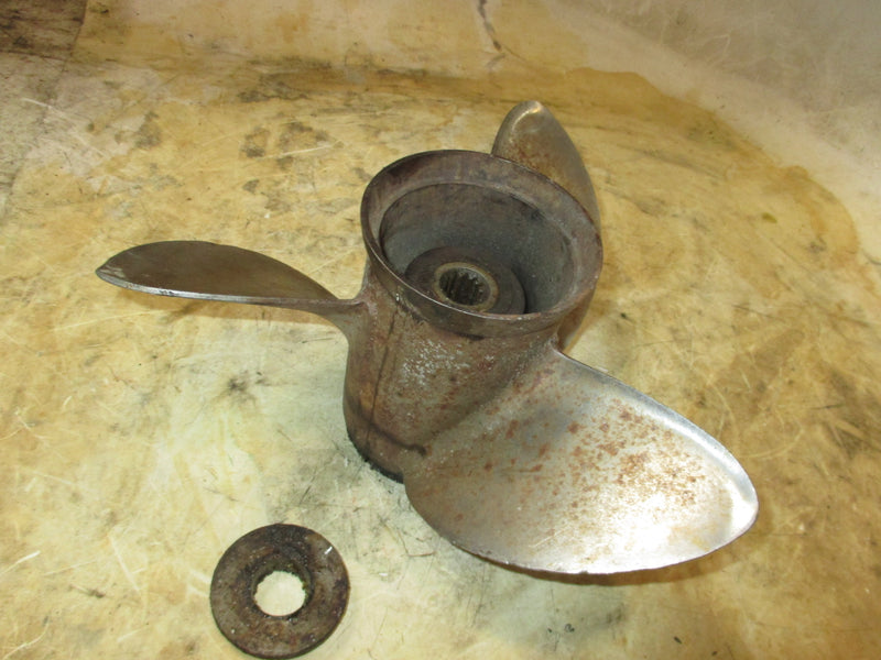 Evinrude 60-70hp 2 stroke outboard stainless propellor 13 X 15(389510)