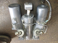 Load image into Gallery viewer, Yamaha 300hp HPDI outboard tilt trim unit
