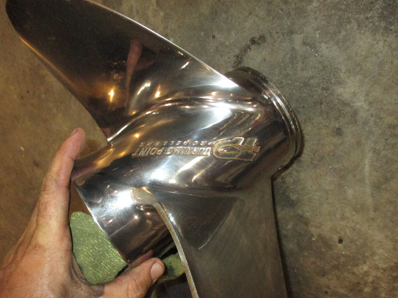 Yamaha 225-250hp Turning Point Mach 305 Stainless Propeller 15.6 X 17