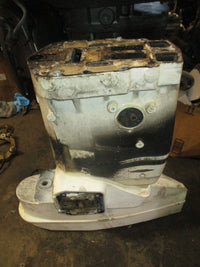 Load image into Gallery viewer, Evinrude 115 Etec 2 stroke outboard 25&quot; midsection
