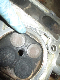 Load image into Gallery viewer, Suzuki DF225/250hp 4 stroke outboard port cylinder head
