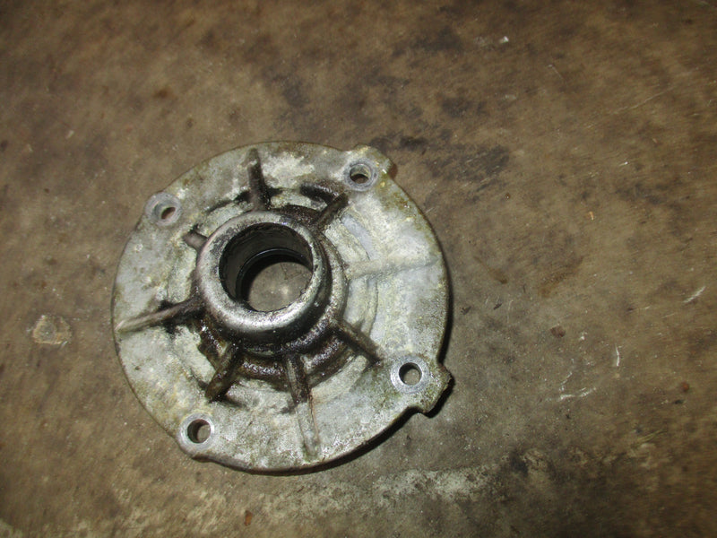 Yamaha 150hp OX66 2 stroke outboard lower crank seal carrier (6A5-15359)