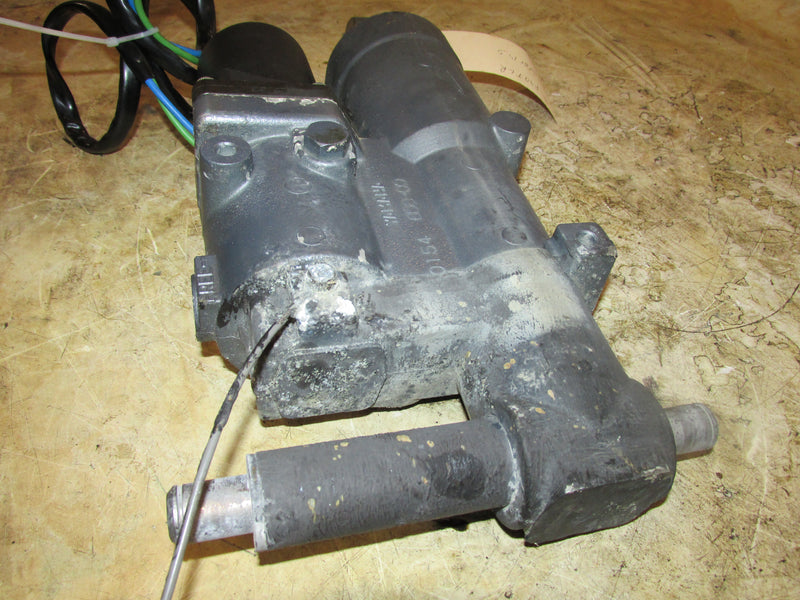Yamaha 90hp 4 stroke outboard Tilt trim unit (6D8-00)