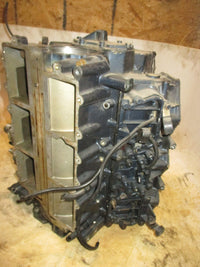 Load image into Gallery viewer, Evinrude 235hp 2 stroke outboard crankcase block
