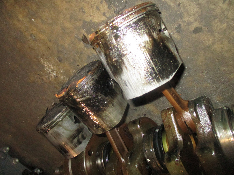 Suzuki DT75 75hp outboard crankshaft with pistons (12200-95640)