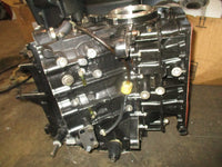 Load image into Gallery viewer, Evinrude 115 Etec 2 stroke outboard crankcase block
