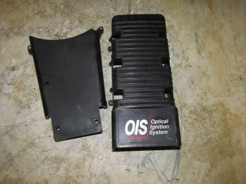 Evinrude 175hp 60 Degree 2 Stroke Outboard Cover Set (513818/513584)