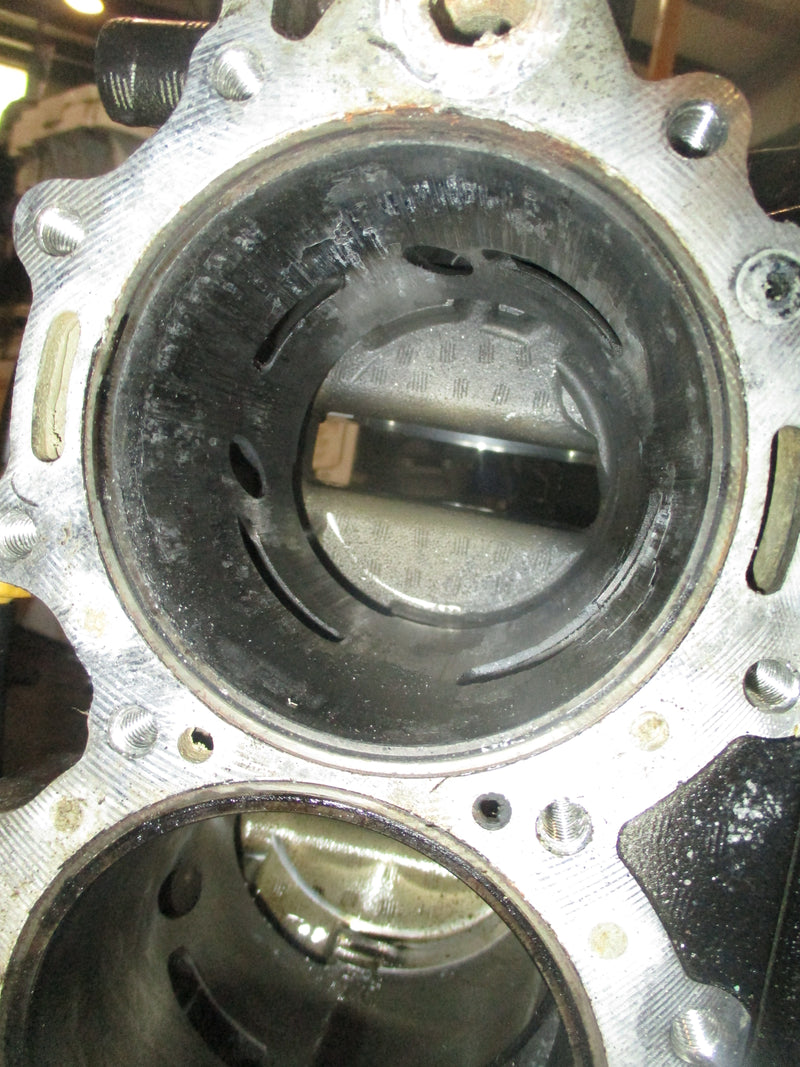 Evinrude 115 Etec 2 stroke outboard crankcase block