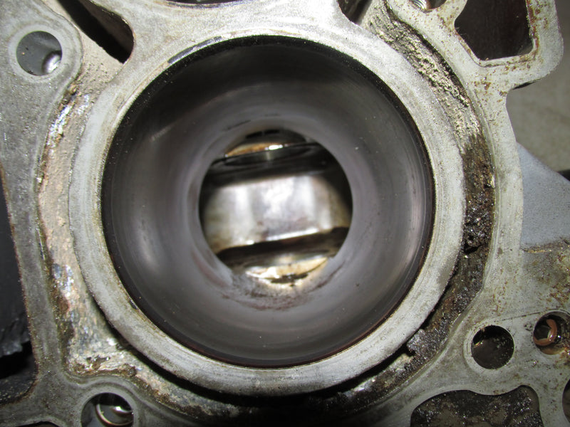 Suzuki DF140A 140HP 4 Stroke Outboard Crankcase block