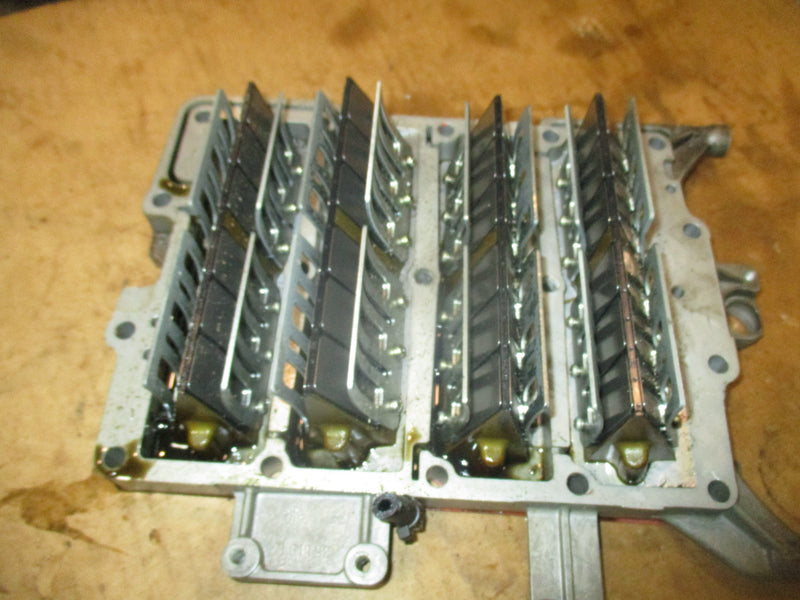 Evinrude 115 Etec 2 stroke outboard intake manifold reeds