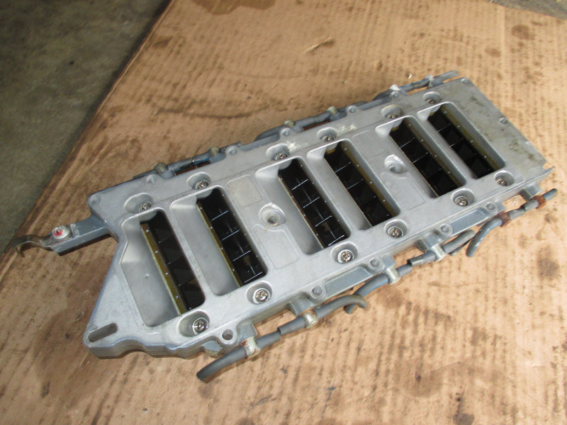 Yamaha 225hp OX66 saltwater series 2 outboard intake manifold w/ reeds
