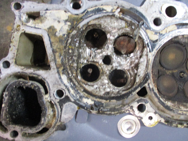 Yamaha 225hp 4 stroke outboard starboard cylinder head (69J-00)