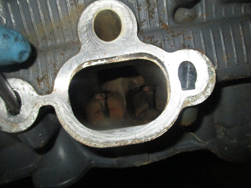 Suzuki DF225 225hp outboard starboard cylinder head