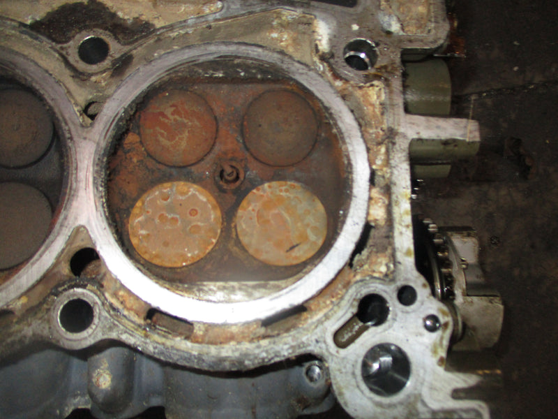 Suzuki DF225 225hp outboard port cylinder head