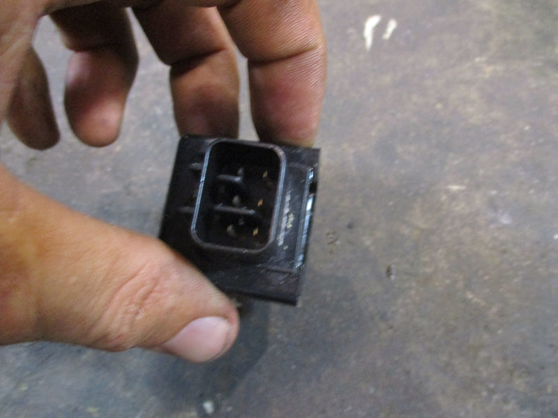 Yamaha 225hp 4 stroke outboard electric relay (68V-81950-00-00)