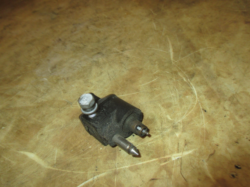 Yamaha 40hp 4 stroke outboard fuel connector 6G1-24304-02-00