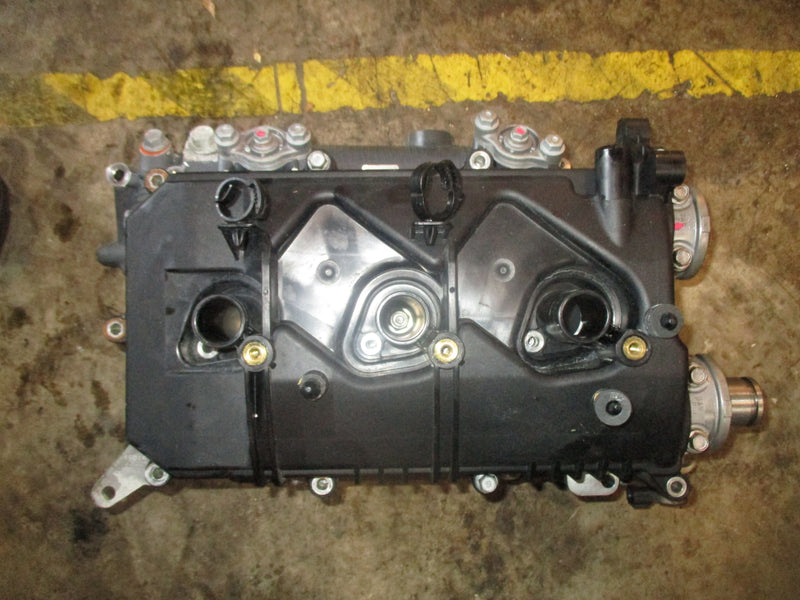 Yamaha 300hp outboard starboard cylinder head (6CE-00)