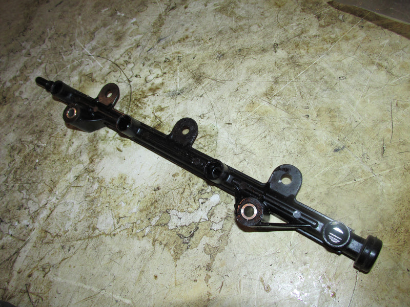 Yamaha 90hp 4 stroke outboard Fuel Rail (6D8-13161-00)
