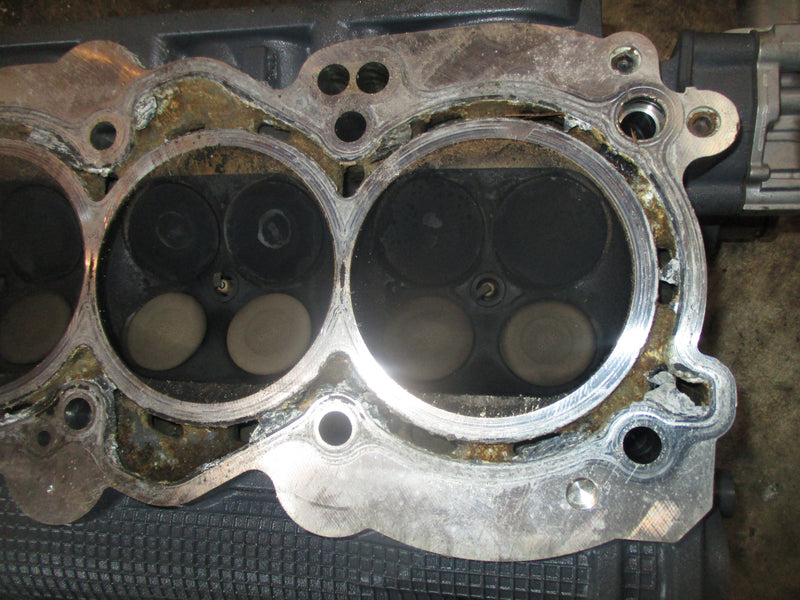 Yamaha 300hp outboard starboard cylinder head (6CE-00)