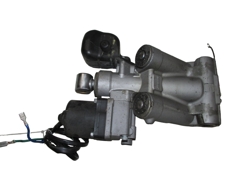 Suzuki DF140 140HP 4 Stroke Outboard Tilt trim unit