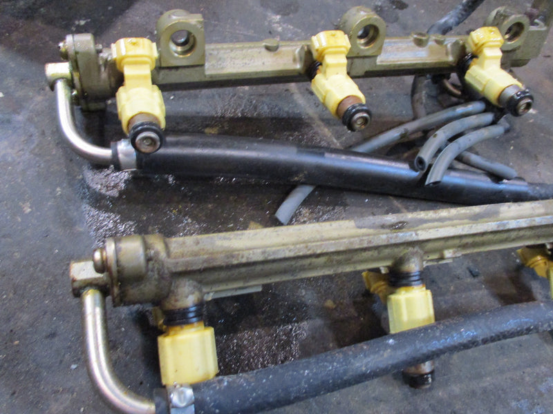 Yamaha 225hp 4 stroke outboard fuel rail and injector set (69J-13170-00-00)