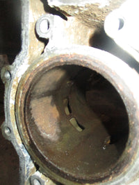 Load image into Gallery viewer, Suzuki DT150 150hp outboard starboard cylinder block
