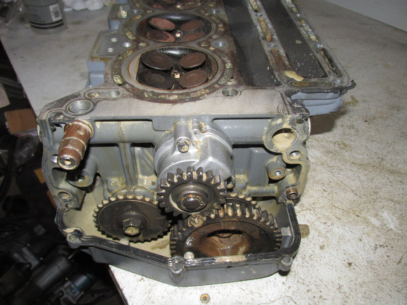 Suzuki DF140 140HP 4 Stroke Outboard Cylinder head (PARTS-11100-90J01)
