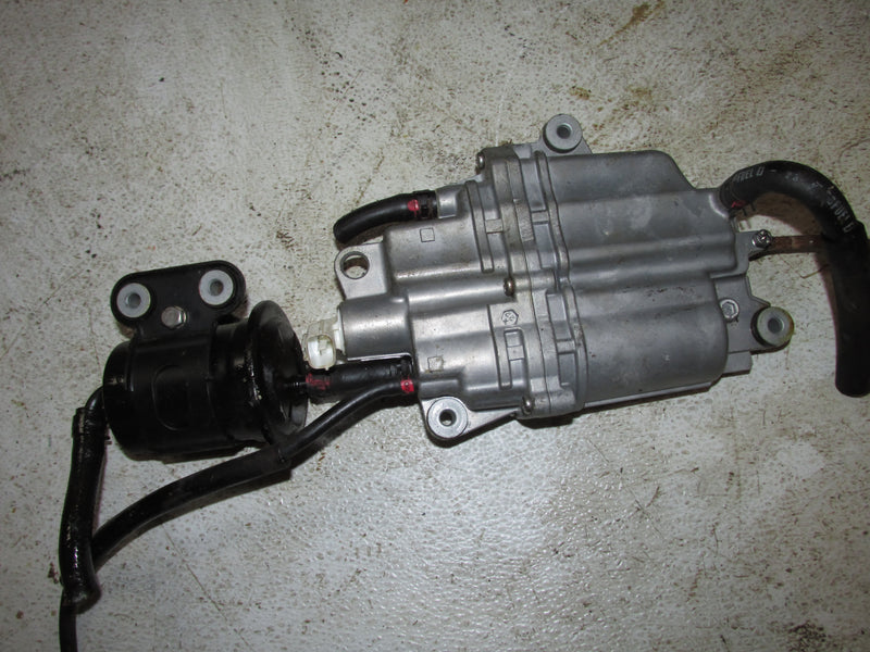 Suzuki DF140 140HP 4 Stroke Outboard VST Fuel vapor separator (15600-90J00)